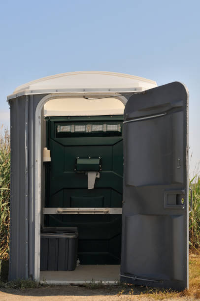 Best Porta potty rental near me  in St Simons, GA